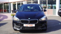 Vorschau: BMW 218 i Advantage Aut.