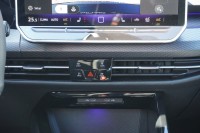 VW Golf VIII Variant 1.5 eTSI R-Line