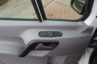 VW Crafter 30 2.0 TDI L2H1 6-Sitzer