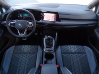 VW Golf VIII Variant 1.5 TSI R-Line