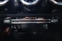 Mercedes-Benz CLA 200 AMG Line
