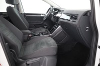 VW Touran 1.5 TSI R-Line