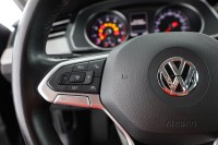 VW Passat Variant 2.0 TSI DSG Business