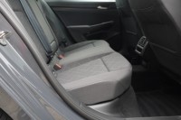 VW Golf VIII Variant 1.5 eTSI DSG Life