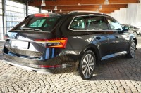 Skoda Superb Combi 2.0 TDI Premium Edition