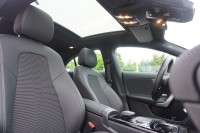 Mercedes-Benz CLA 220 