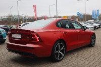 Volvo S60 2.0 M-Hybrid Ultimate Dark AWD