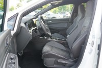 VW Golf VIII Variant 2.0 R-Line DSG