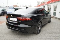 Jaguar XE 2.0 R-Dynamic S