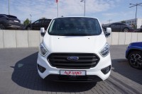 Ford Transit Custom L1 9-Sitzer