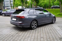 VW Golf VIII Variant R-Line eTSI