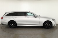 Mercedes-Benz E 400 E400d T 4Matic AMG-Line
