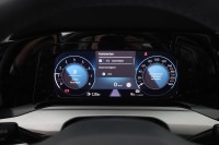VW Golf VIII Variant 1.5 TSI Life