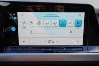 VW Golf VIII Variant 2.0 TDI Life