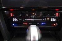 VW Passat Variant 2.0 TDI DSG R-Line