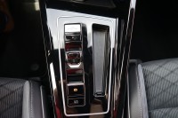VW Golf Variant 2.0 TDI R-Line