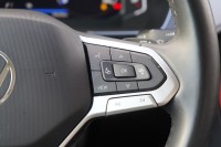 VW Passat Variant 1.5 TSI DSG R-Line