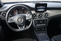 Mercedes-Benz A 180 A180 AMG Line