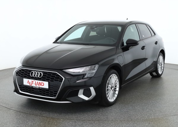 Audi A3 Sportback 40 eTFSI advanced