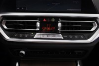 BMW 330 330e xDrive Touring Luxury