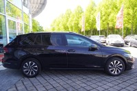 VW Golf VIII Variant 1.0 Active