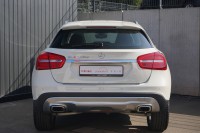 Mercedes-Benz GLA 200 d