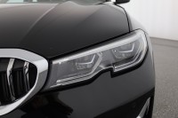 BMW 330 e xDrive Luxury Line