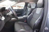 Volvo XC 60 XC60 2.0 M-Hybrid Momentum Pro AWD