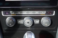 VW Golf VII R Variant 2.0 4Motion