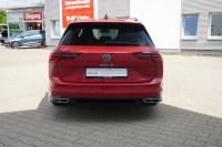 VW Golf VIII 1.5 eTSI R-Line DSG