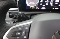VW T-Roc R-Line 1.5 eTSI DSG n.Modell