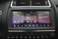 Jaguar E- PACE 2.0 D R-Dynamic AWD
