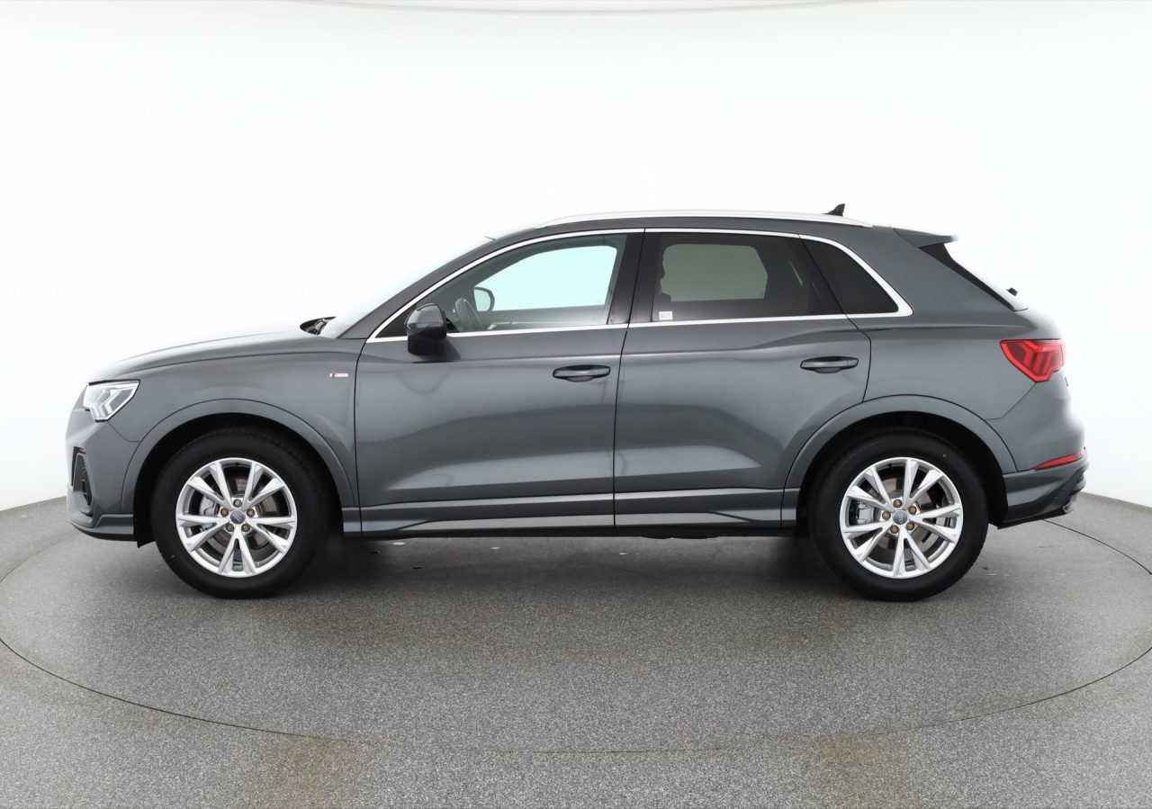 Audi Q3 35 TFSI S-Tronic S-Line