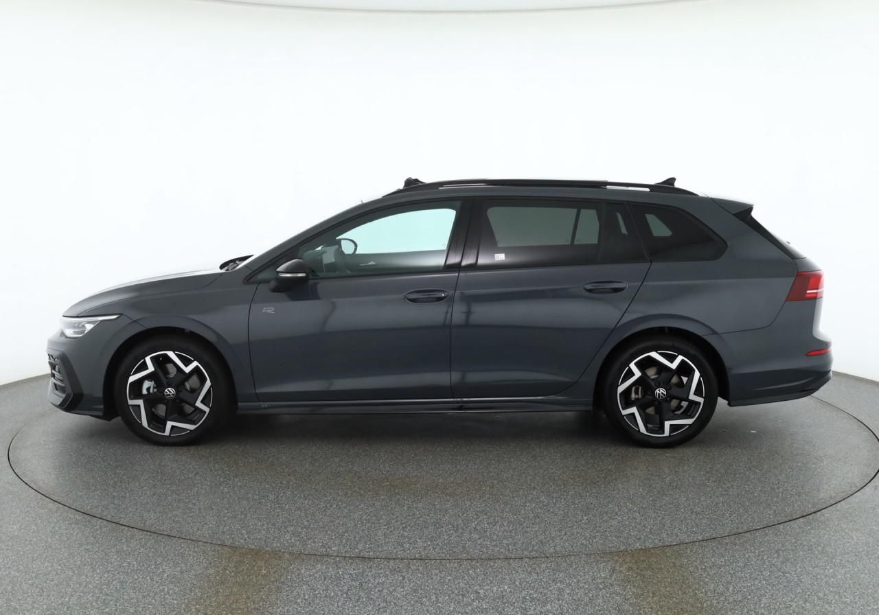 VW Golf VIII Variant 2.0 TDI R-Line DSG