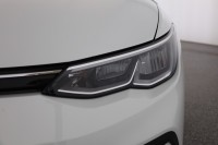 VW Golf VIII Variant 1.0 eTSI DSG Life