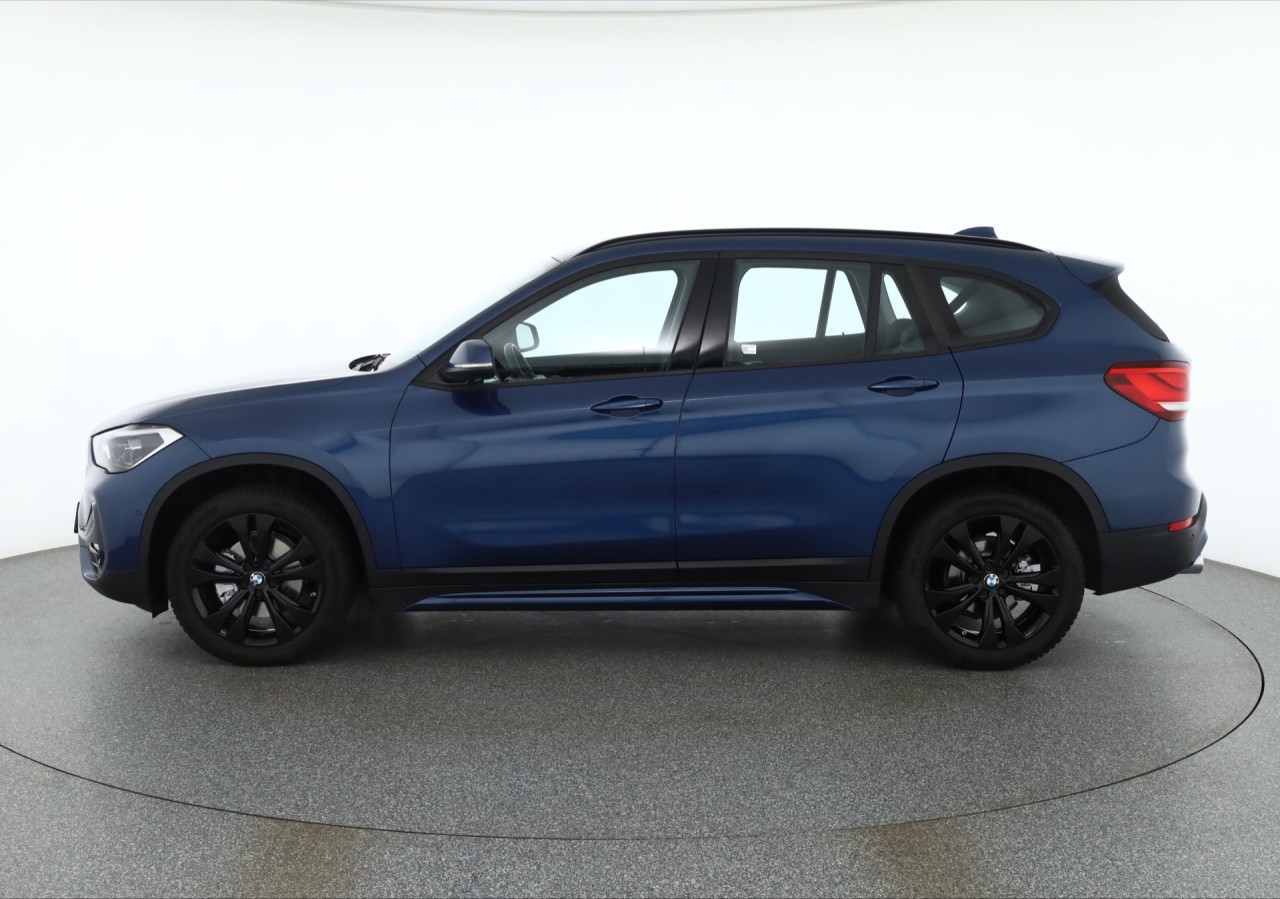 BMW X1 sDrive 18 i Sport Line