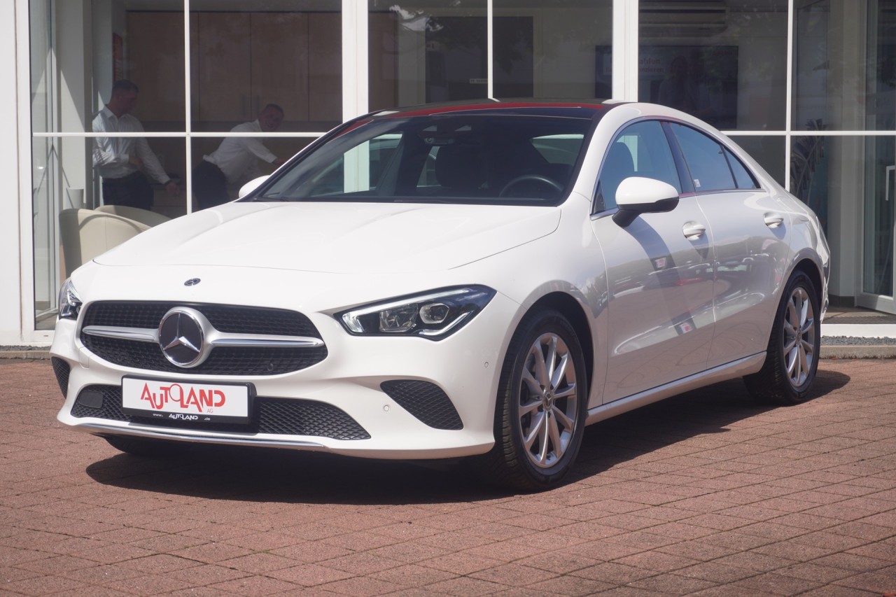 Mercedes-Benz CLA 220 