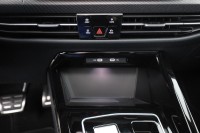 VW Golf VIII Variant 2.0 TDI R-Line DSG