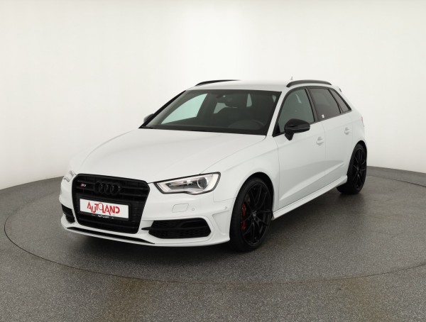 Audi S3 Sportback 2.0 TFSI quattro S-Tronic