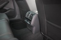 VW Passat Variant 2.0 TDI DSG 2x R-Line 4Matic
