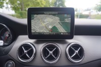 Mercedes-Benz CLA 180 AMG Line