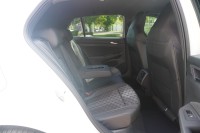 VW Golf VIII 1.5 TSI R-Line