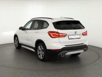 BMW X1 sDrive 18i Sport Line