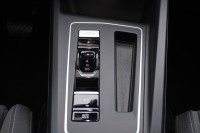 VW Golf VIII 1.4 eTSI DSG