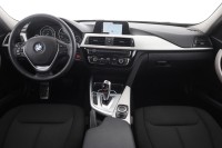 BMW 320 i Touring Advantage