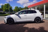 VW Golf VIII 1.5 TSI R-Line