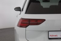 VW Golf VIII Variant 2.0 TDI DSG 2x R-Line