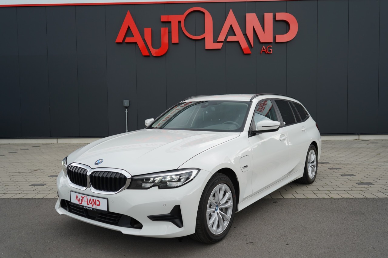 BMW 330 e Touring