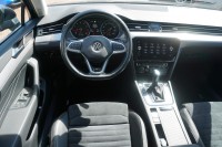 VW Passat Variant 1.5 TSI DSG R-Line