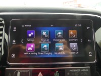 Mitsubishi Outlander 2.4 Hybrid PHEV Intro Edition 4WD